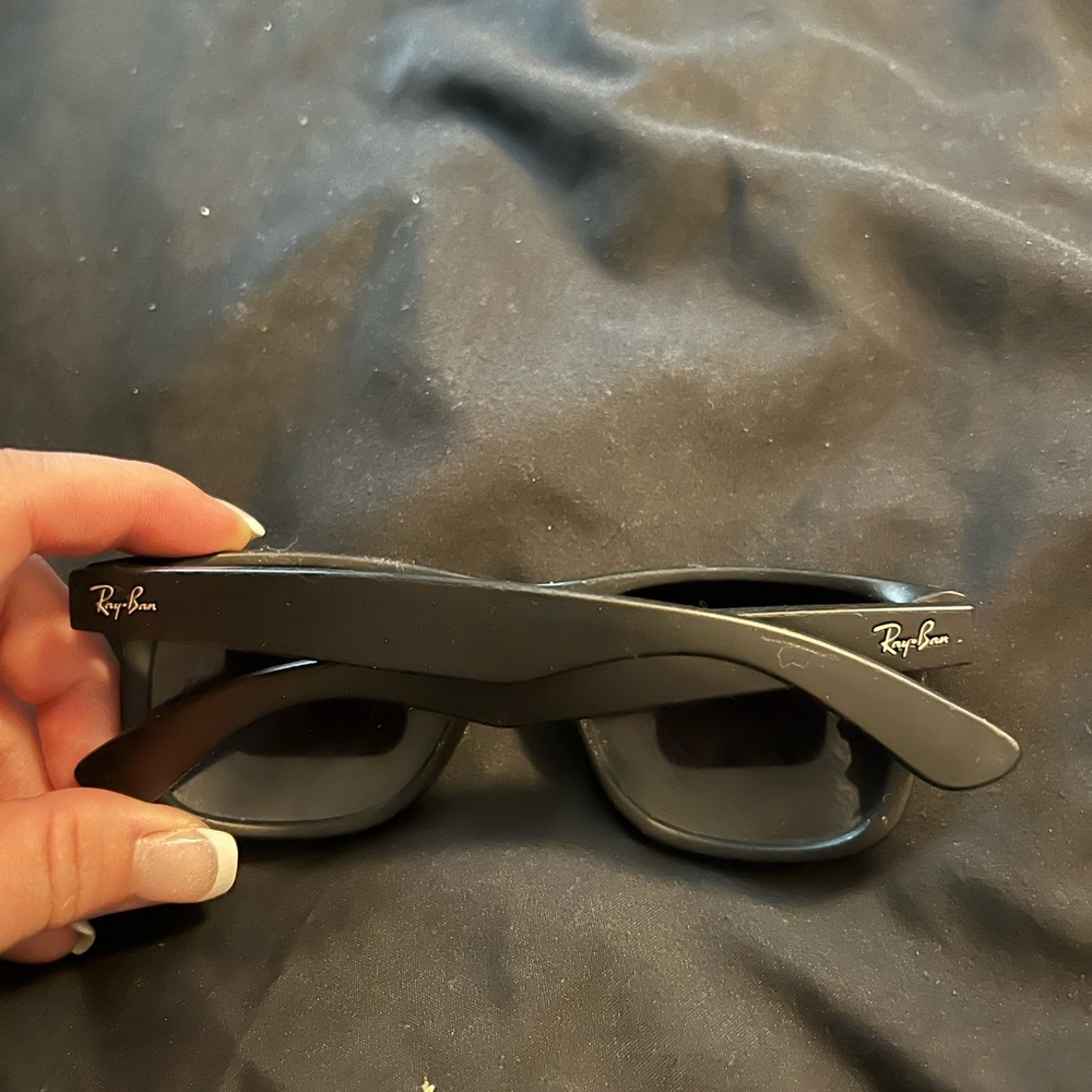 Ray bans - Picture 2 of 2
